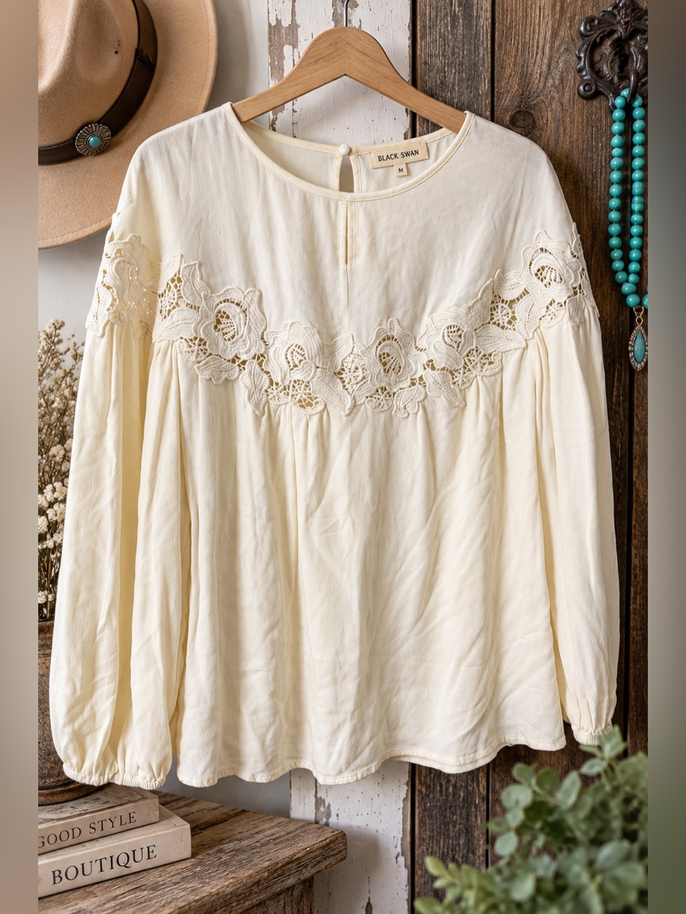 Black Swan Ivory Crochet Lace Boho Peasant Blouse Size M